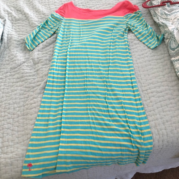 Women’s dress - Picture 2 of 4